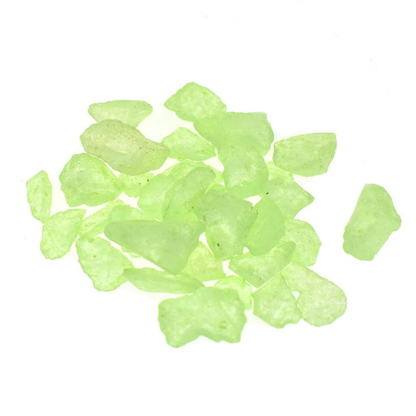 Pearlized Glass Chips, Pastel Green, 15-Ounce